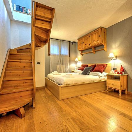 Casa Julie - Accogliente Rifugio Nella Quiete - Cour 0157 Apartment Courmayeur Luaran gambar