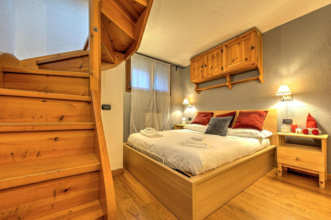 Casa Julie - Accogliente Rifugio Nella Quiete - Cour 0157 Apartment Courmayeur Luaran gambar