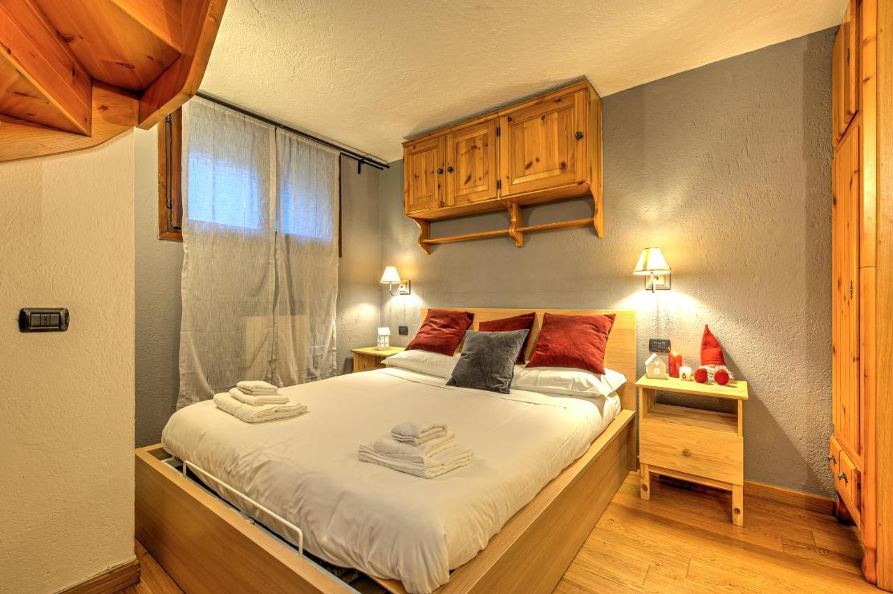 Casa Julie - Accogliente Rifugio Nella Quiete - Cour 0157 Apartment Courmayeur Luaran gambar