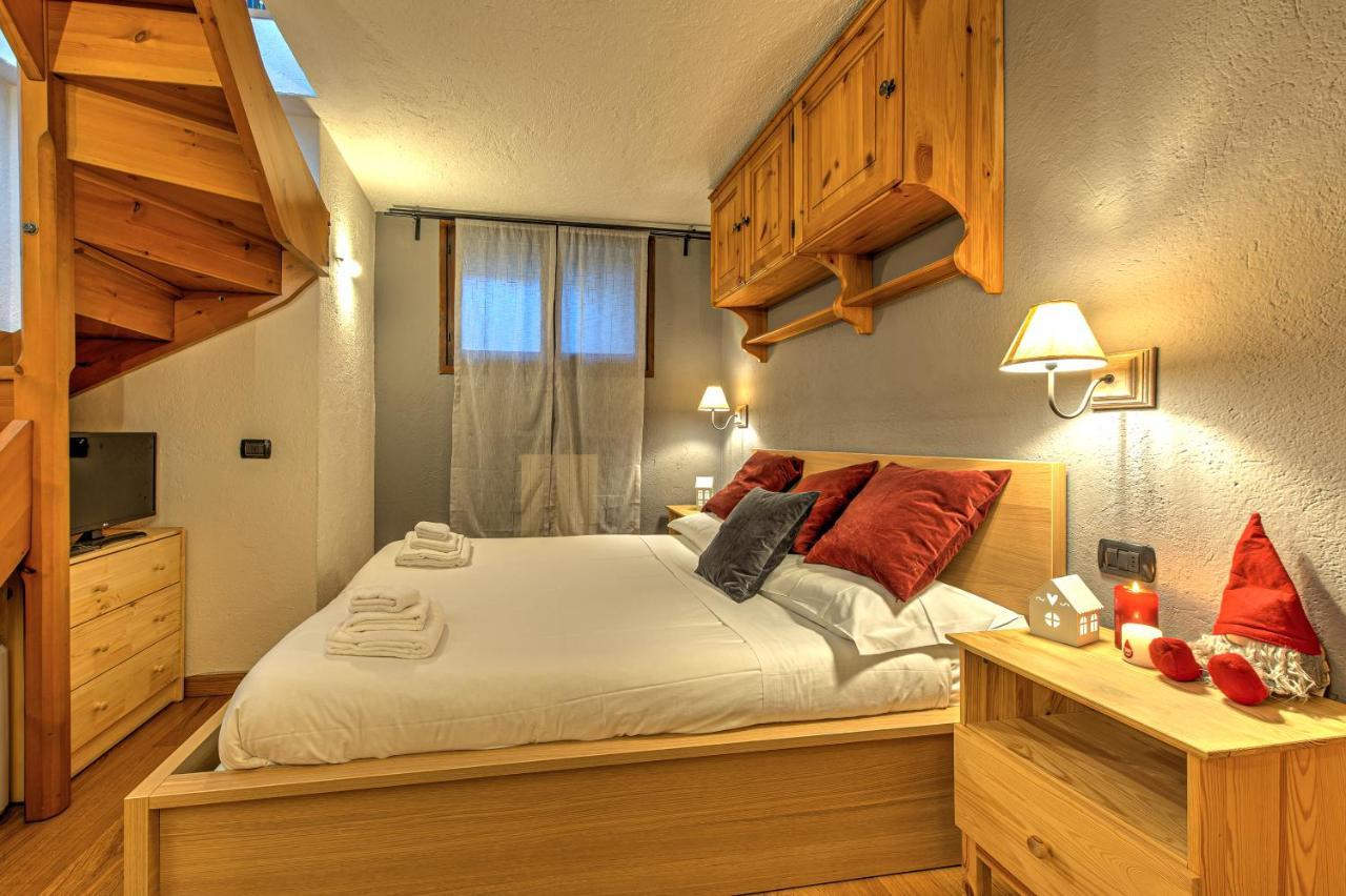 Casa Julie - Accogliente Rifugio Nella Quiete - Cour 0157 Apartment Courmayeur Luaran gambar